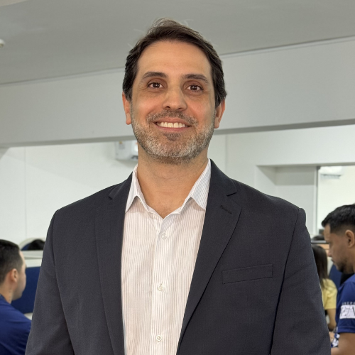 Dr. Eduardo Albuquerque